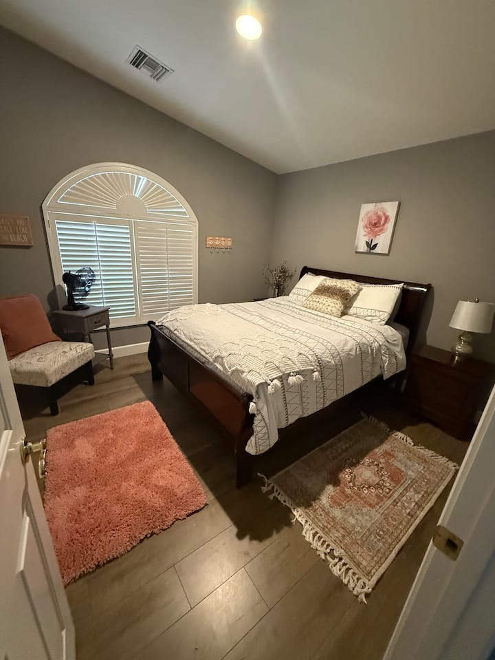 غرفة النوم 2