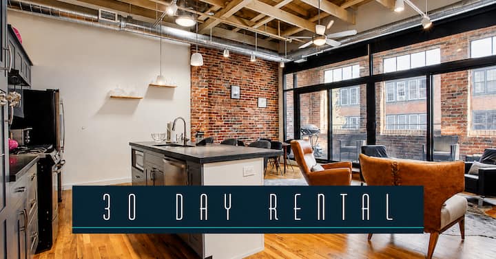 Luxurious 2br Loft In Downtown Asheville - Asheville, NC