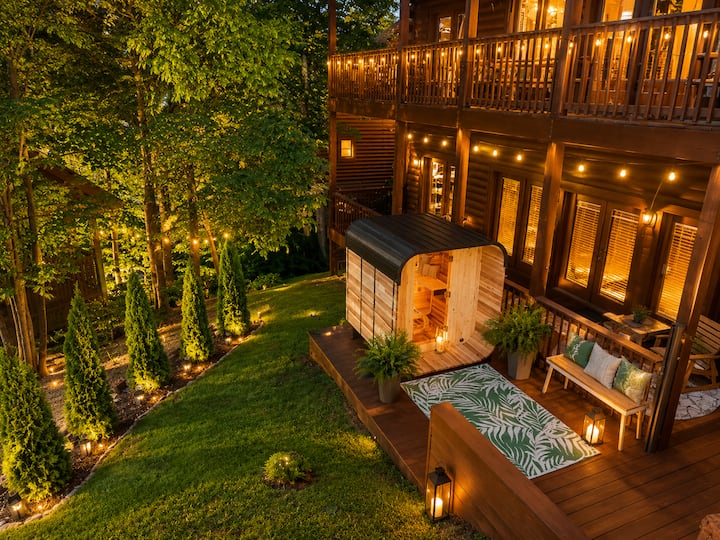 New Sauna! Pool, Games, Hot Tub, Minutes To It All - Gatlinburg, TN