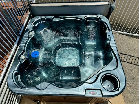 *NEW Flaherty’s Beach House 200m to beach! w/Linen