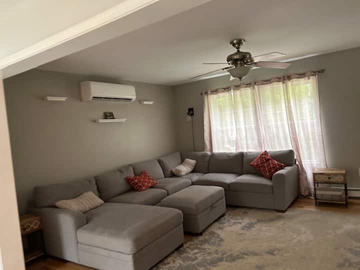 Secluded Home Minutes To Mt. Sunapee & New London - New London, NH