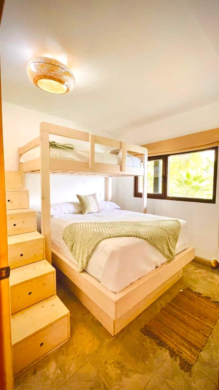 Cozy bunk room — perfect for kids

