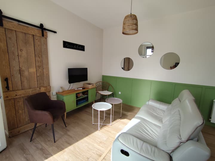 L'avre De Marqui 
-Maison De Campagne - ibis budget Roye