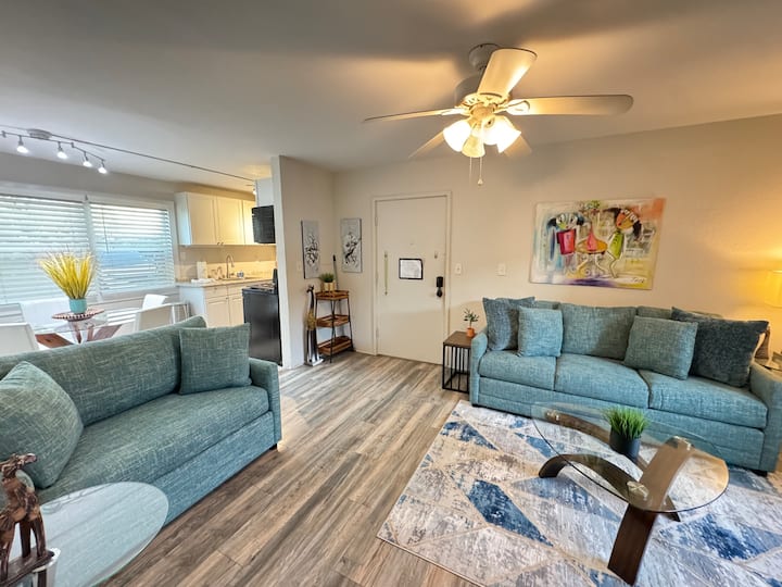 Lovely Remodel In The Heart Of Kona - Kailua-Kona, HI