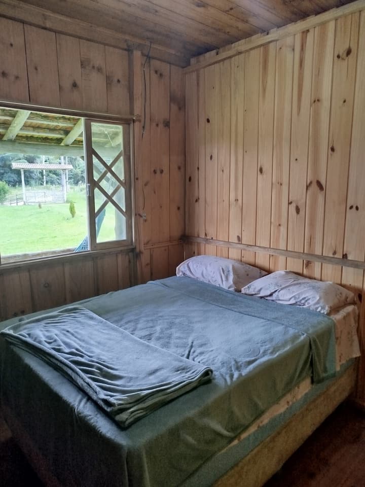 Schlafzimmer 1