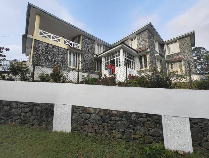 Cozy 5-bedroom Villa, Budget Stay.maha Homestay, - Kodaikanal
