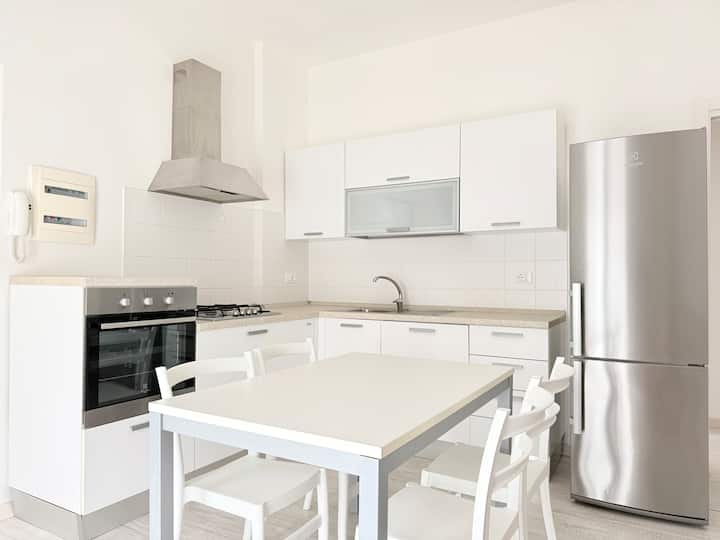 S027 - Sirolo, Apartment In The Center - Sirolo