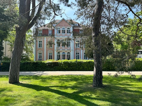 A jewel right on the beach of Heringsdorf