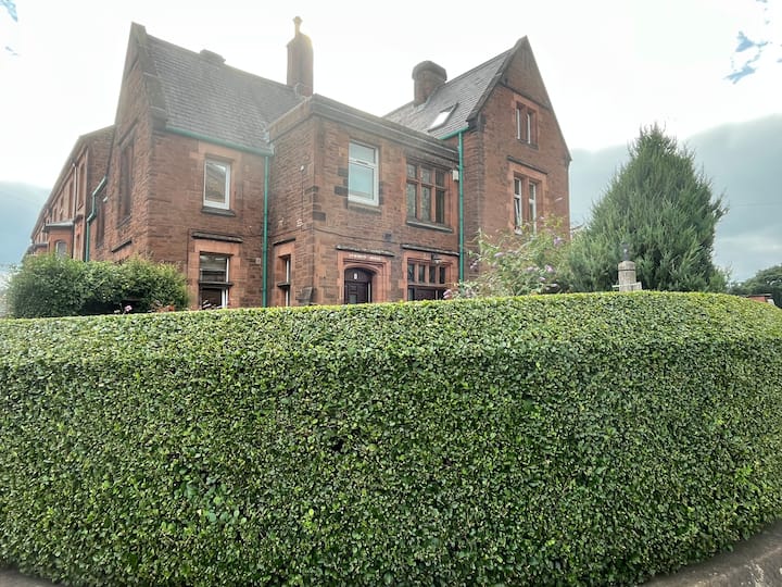 Beautiful Apartment In Character Former Rectory - Penrith
