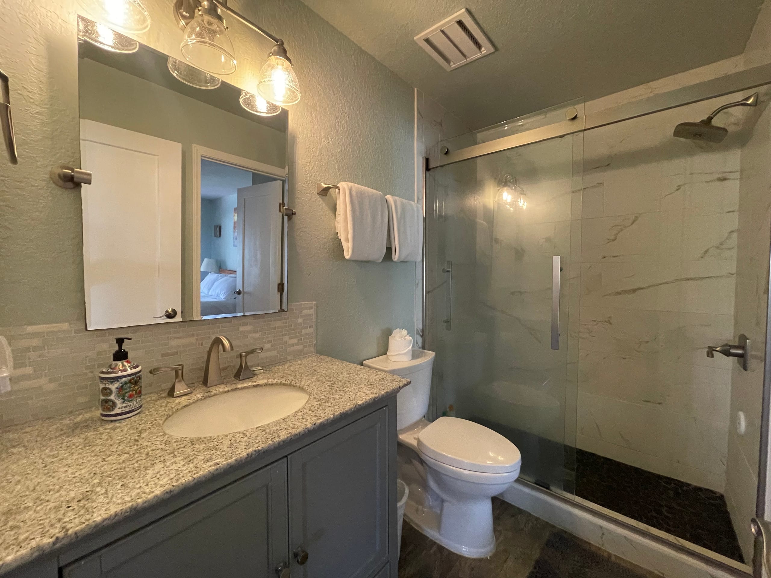 Condo in Princeville · ★4.92 · 2 bedrooms · 3 beds · 2 shared baths - Image 27