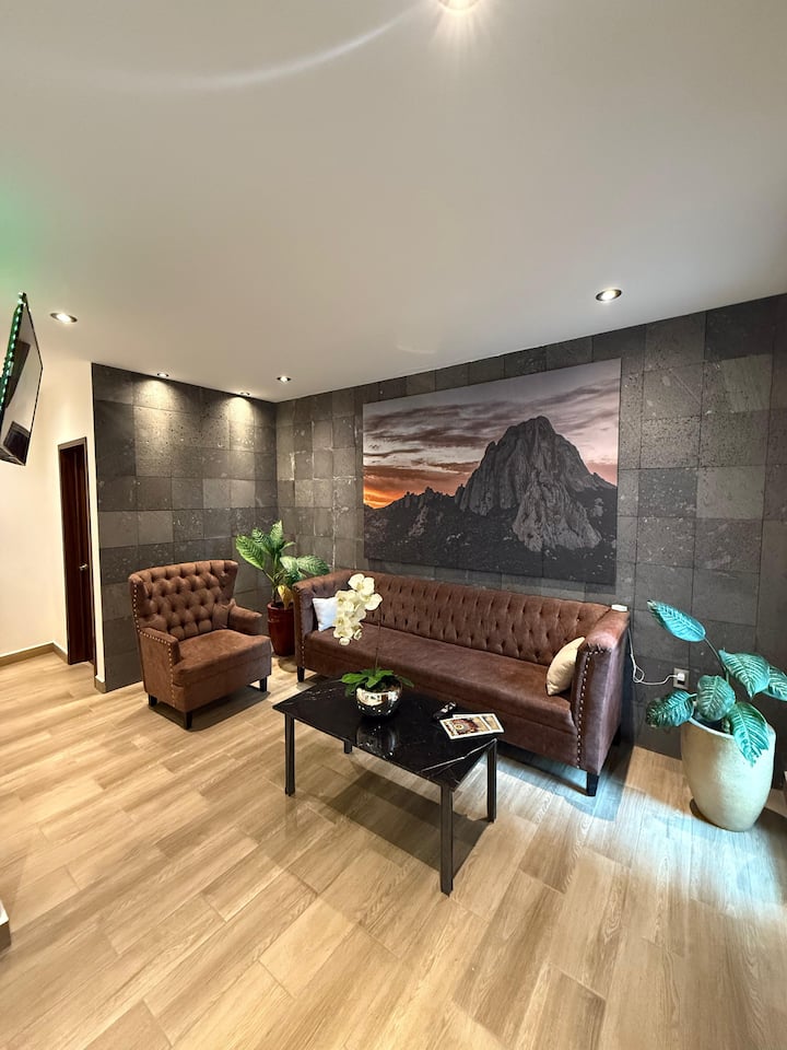 Casa Nueva, Moderna Con  Vista A La Peña - Bernal