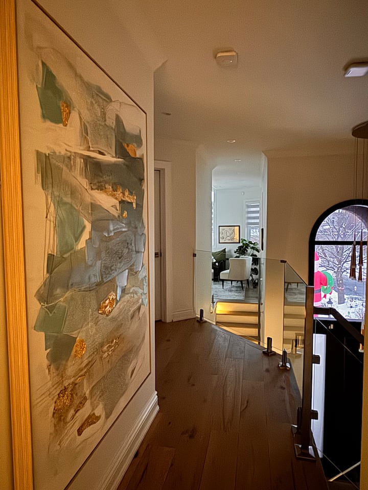 Chic 4bed+2.5bath Stay + Relaxing Outdoor Space - Vaughan