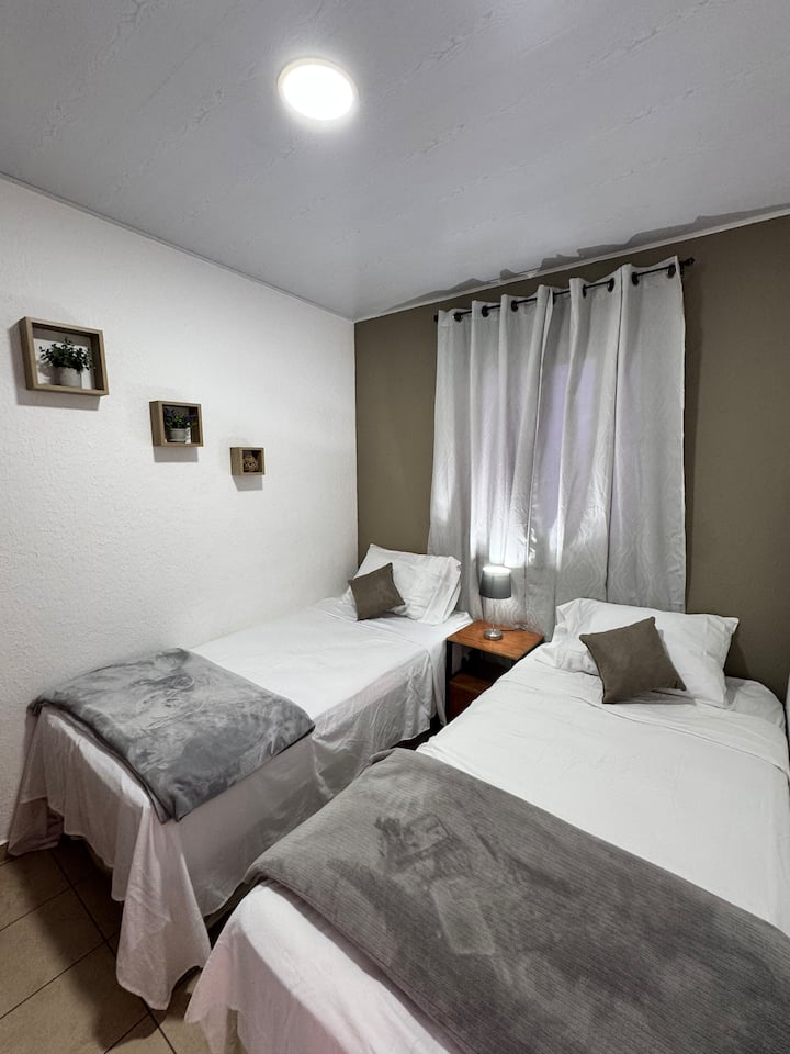 غرفة النوم 1