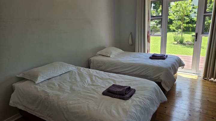 Vitanda viwili x 3/4