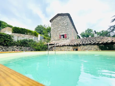 Large Cévennes farmhouse with pool - Le Mas d'Emile