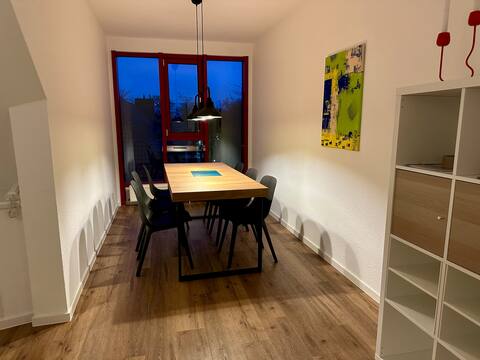 140 sqm penthouse apartment with roof terrace center