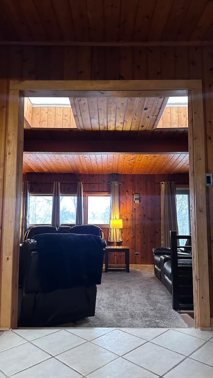 Cozy Cottage At The Lake With Hot Tub! - Regina Beach