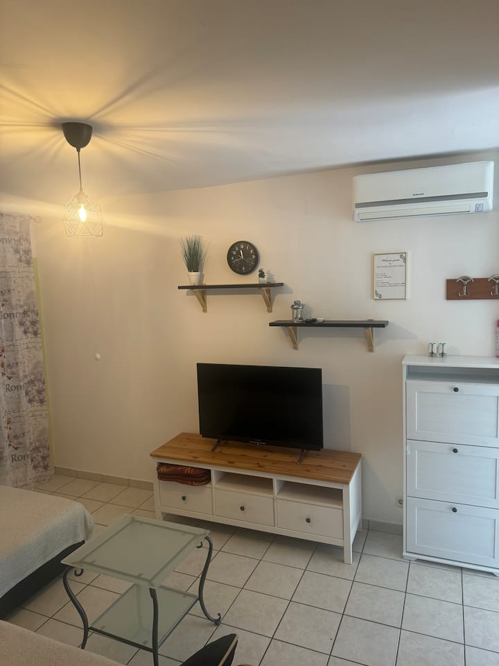 Sunshine Studio Next To Falkensteiner Resort - Nin