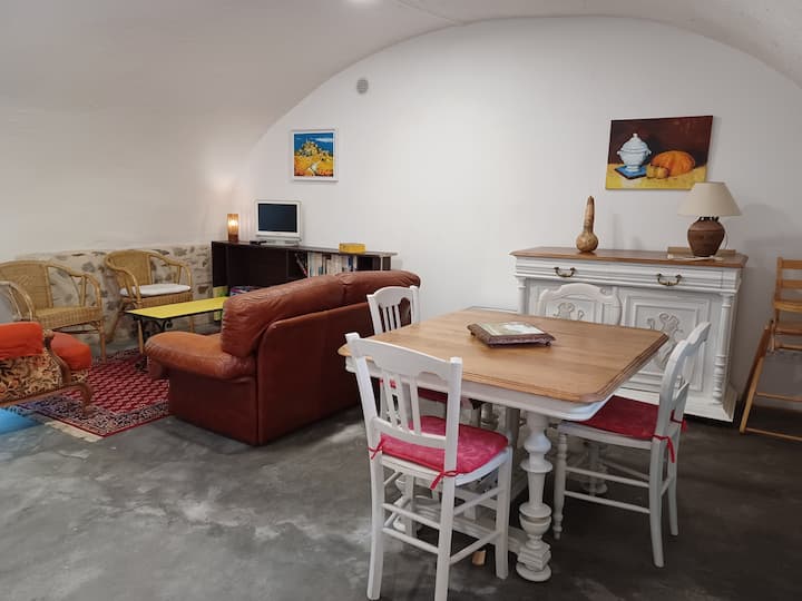 Gîte 2/6 Personnes, Location De Vacances Puydedôme - Puy-de-Dôme