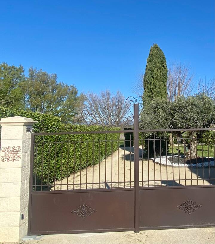 Chambre Cœur 
En Drôme Provencale - Marsanne
