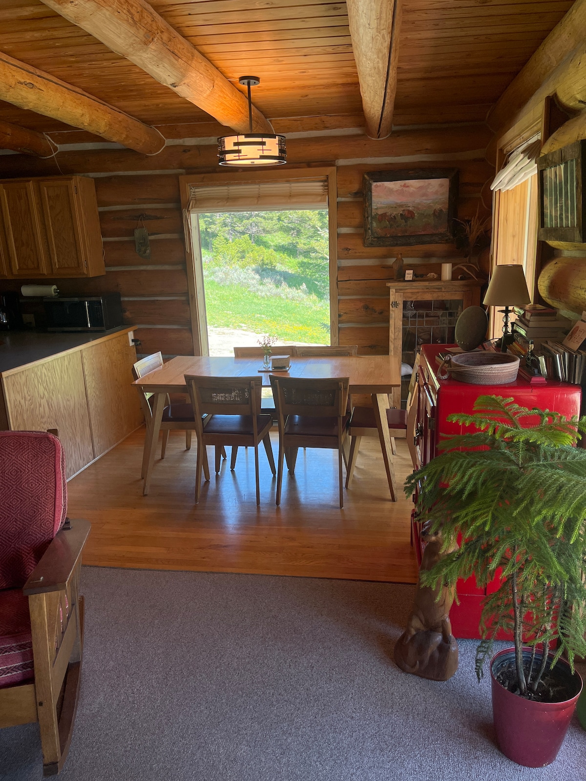 Bozeman Cabin in the Mountains by Bridger Bowl Ski - Cabins