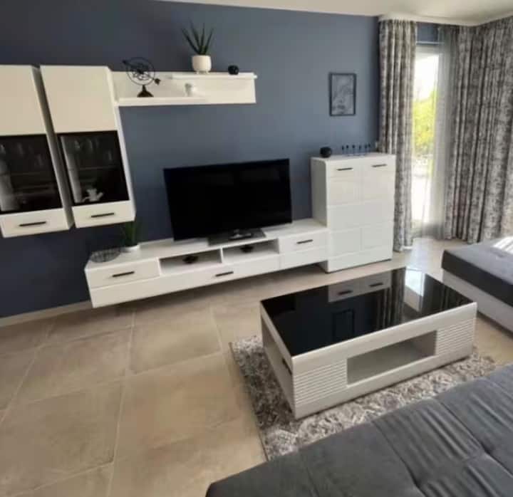 Apartament With Two Bedrooms - Badalona
