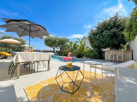 Stunning villa with swimming pool 10min from the beaches