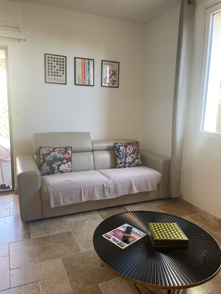 غرفة المعيشة