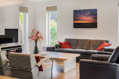 Top Airbnb: Luxury detached vacation home with garden sauna in Wijk 01 Het Nieuwe Land