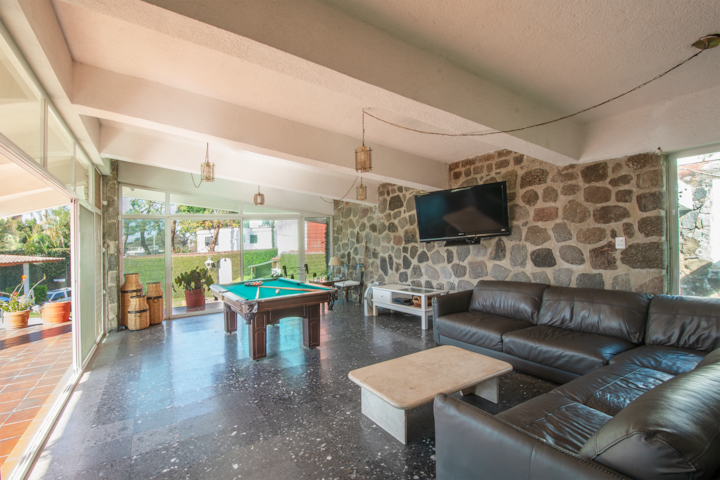 5br Retreat W/ Heated Pool, Billiards + Gardens - Cuernavaca