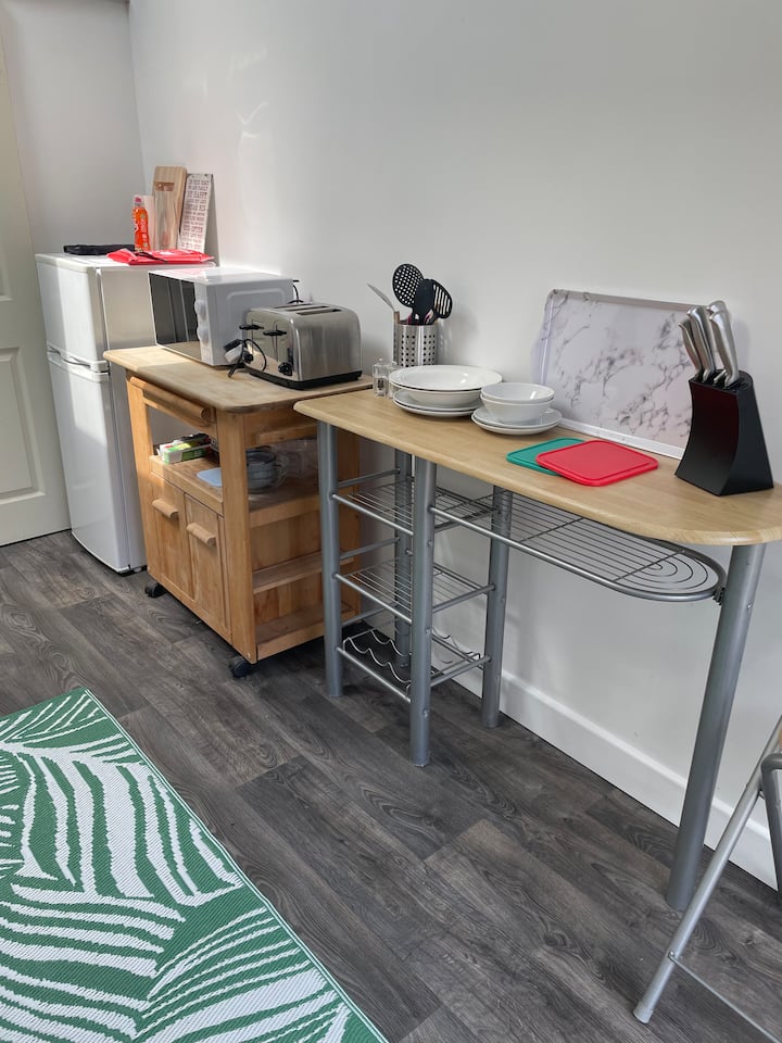 Luxury Marlow Hideaway – King Annex+kitchenette - Marlow