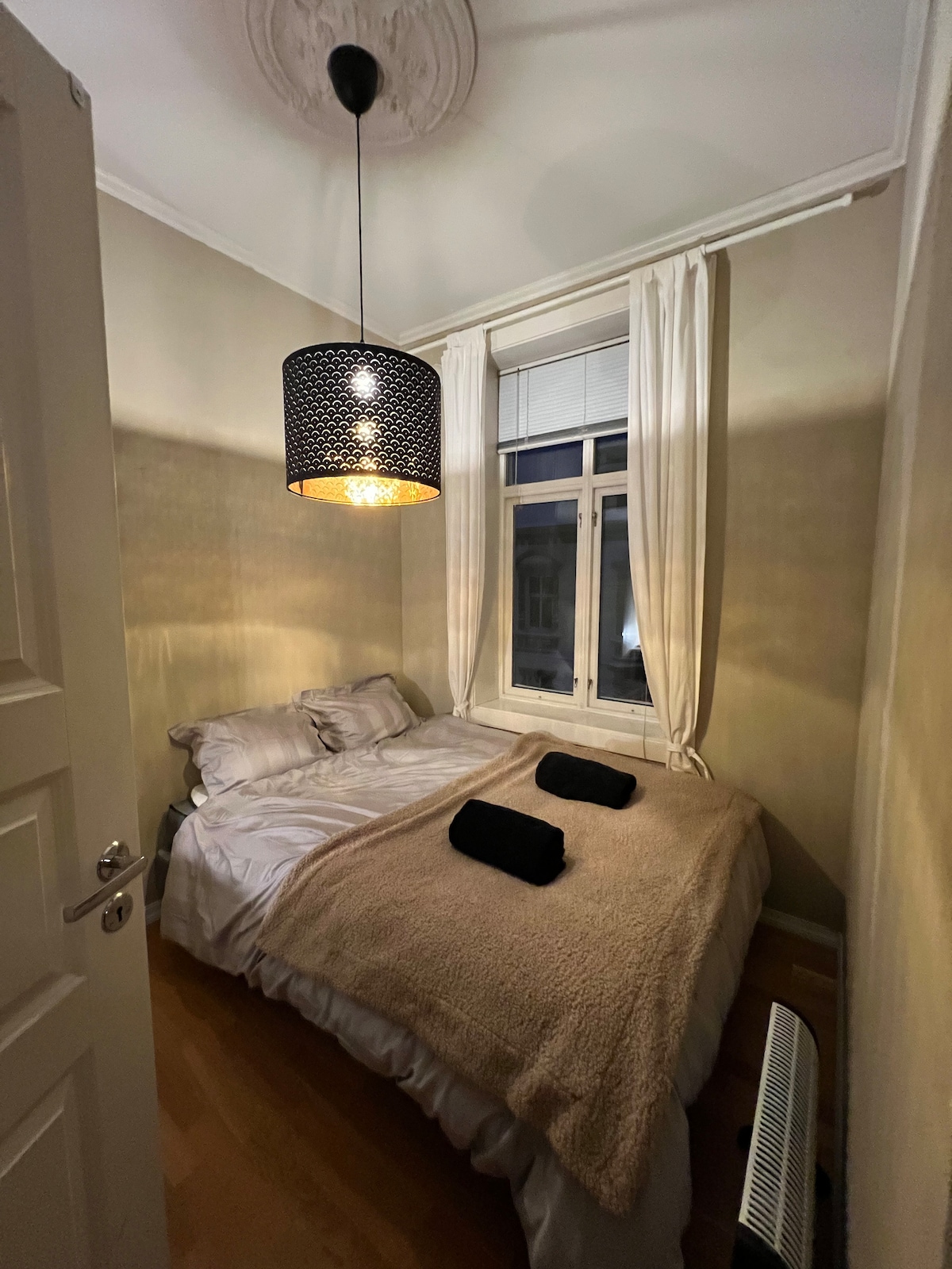 غرفة النوم 2