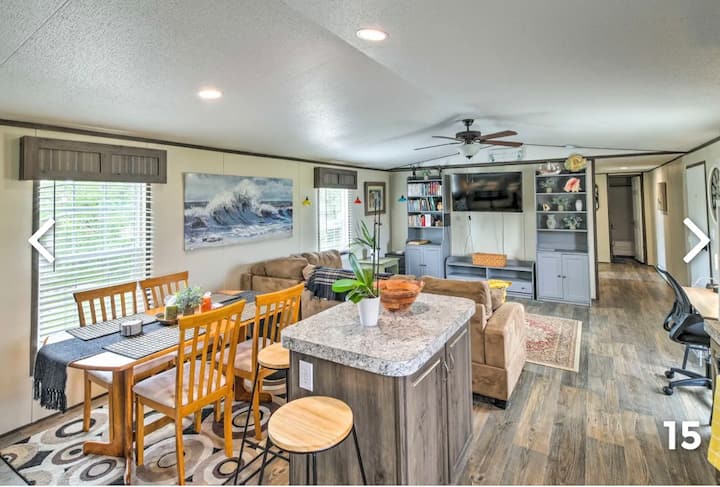 Charming Cottage I On Dickinson Bay - Texas City