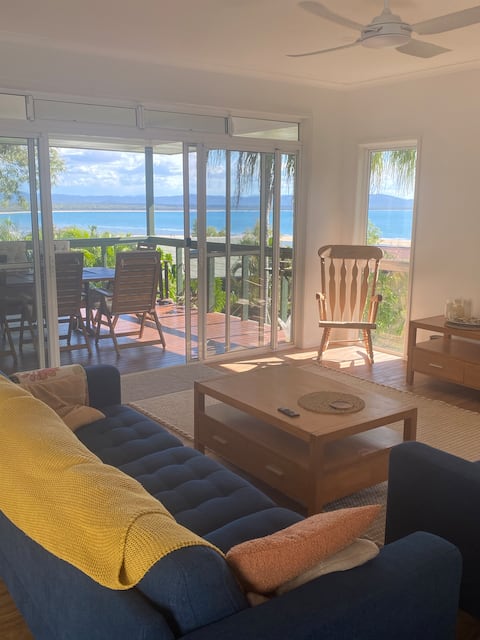 Garreembee 1770 - Sunset Ocean Views