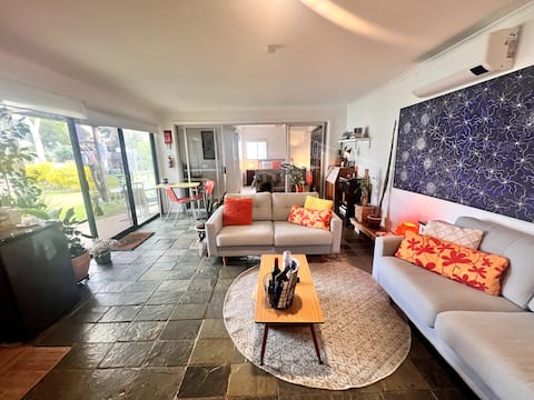 Top Airbnb: Blissful self contained pet friendly getaway space in Aldinga Beach
