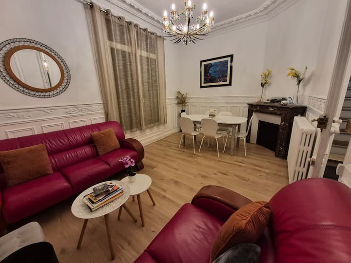 Maison De Ville, Proche Paris 13e - France