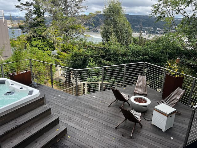 Ocean Beach Lux Retreat Back from Remodel