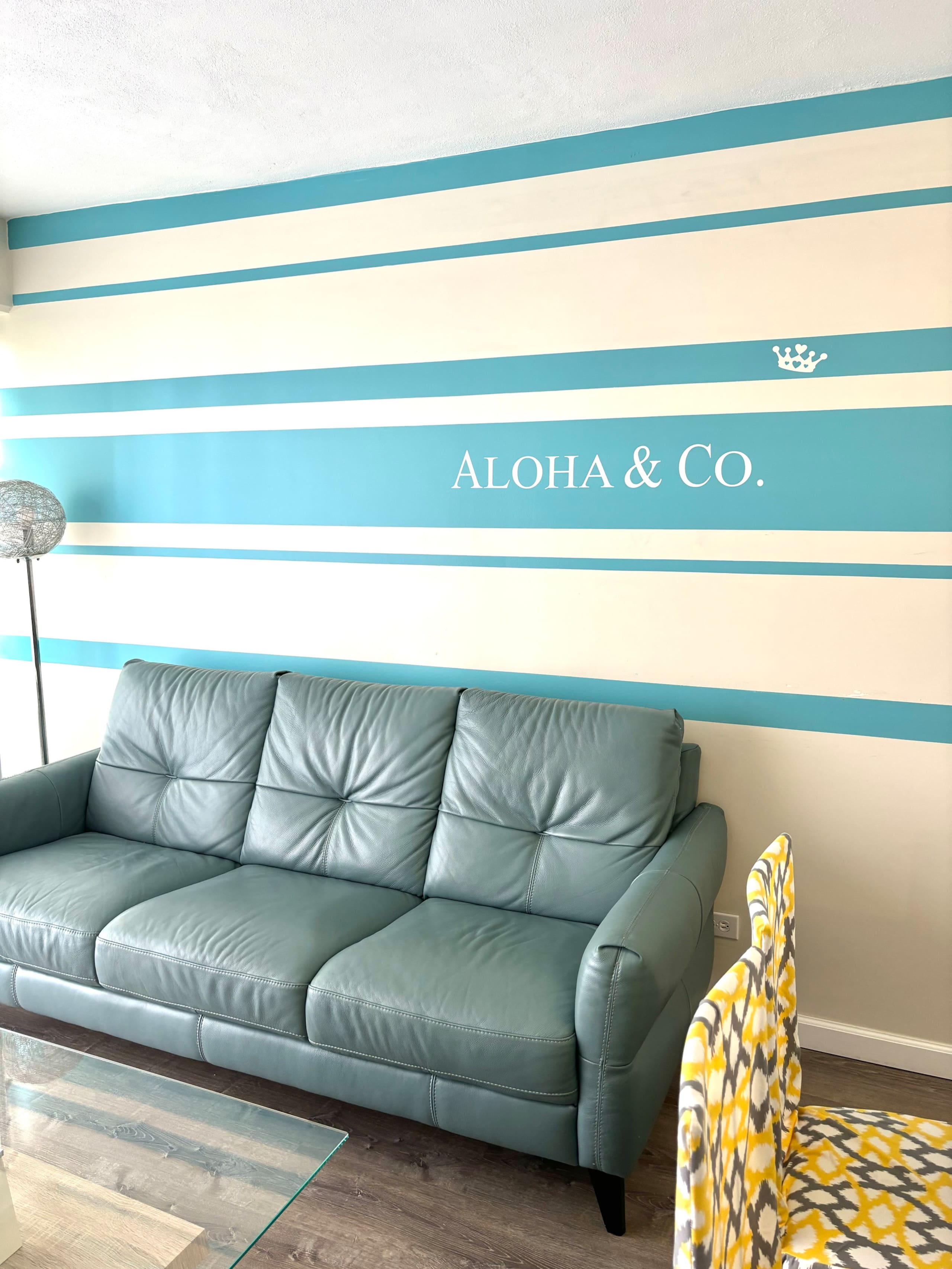 Condo in Honolulu · ★4.73 · 2 bedrooms · 3 beds · 1 bath - Image 7