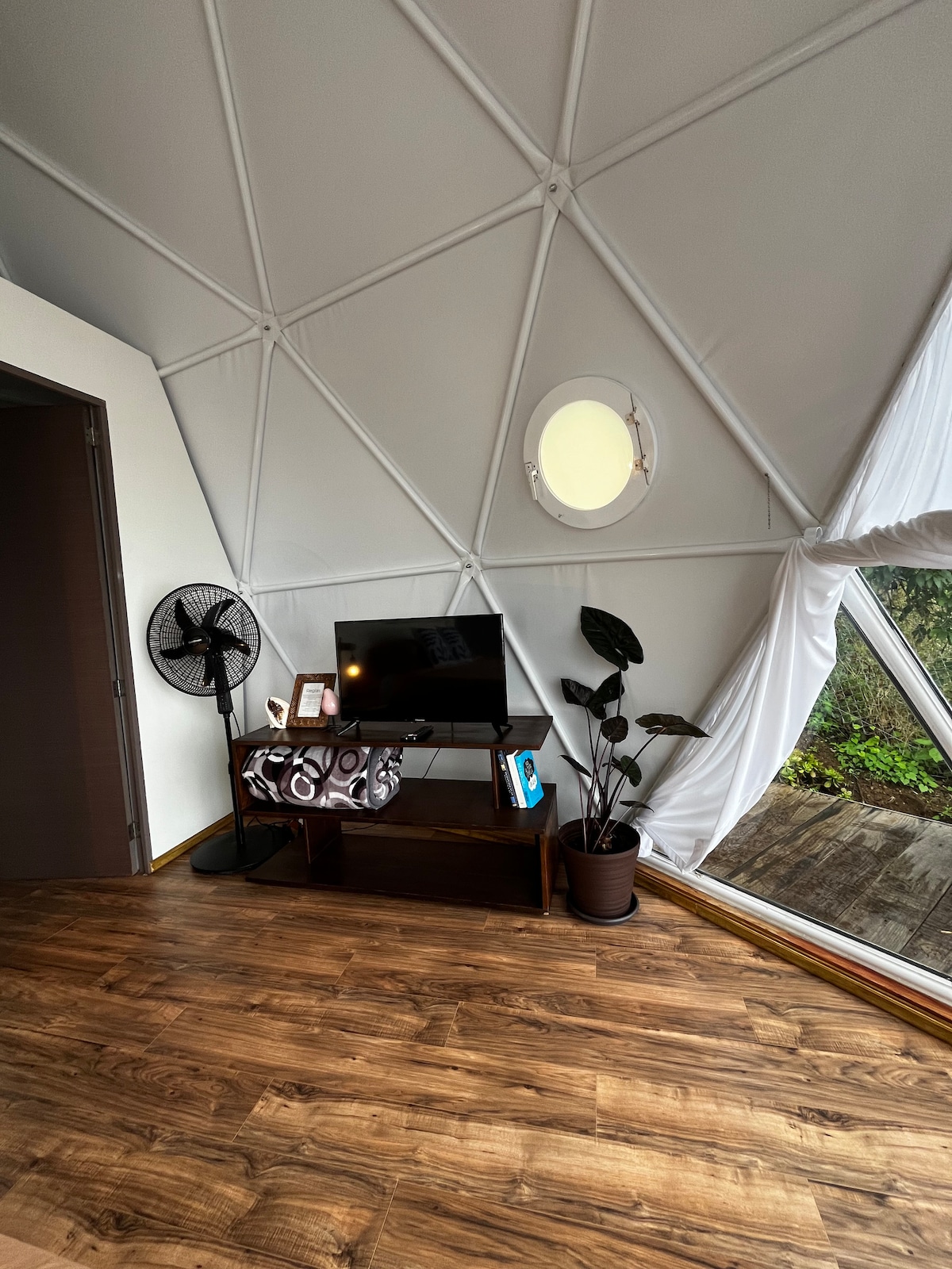 Propiedad de Airbnb exitosa: Domo Star View Glamping en Ajijic