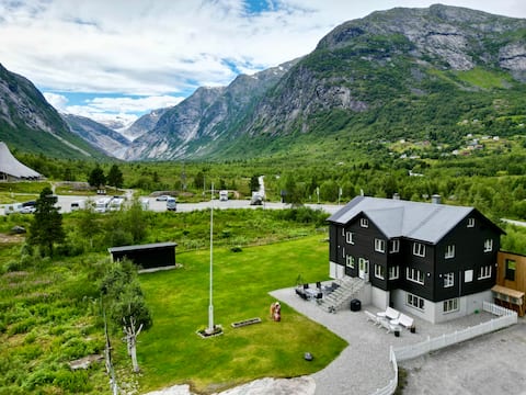 A guest house for yourself in Jostedal, Sogn