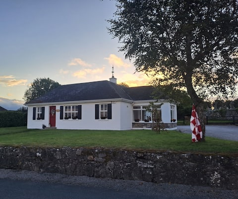Owenie's Cottage - Enjoy Our Private Hot Tub