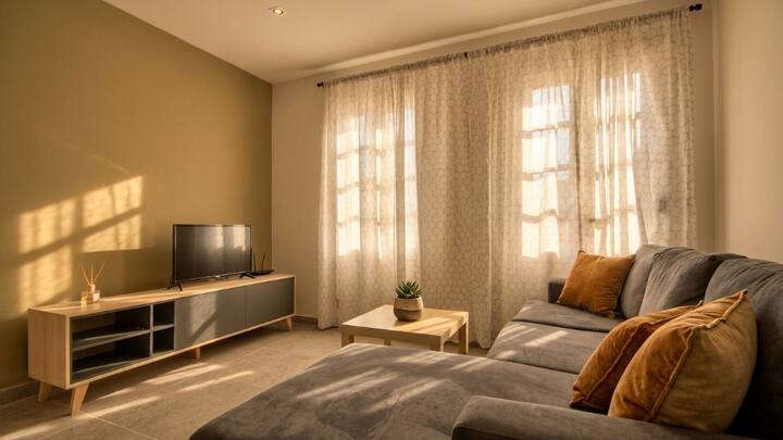 Off The Strand Gzira 3-bedroom Apartment - Valletta