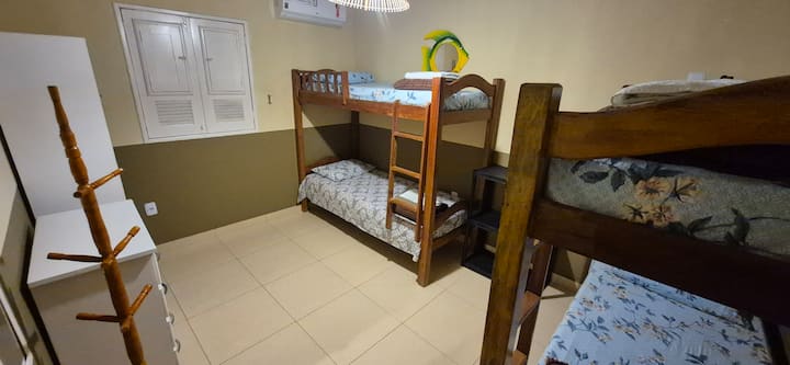 საძინებელი 4