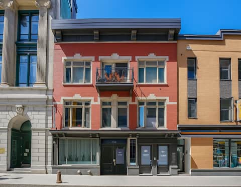 Deluxe Estate - Two in One Downtown Québec City