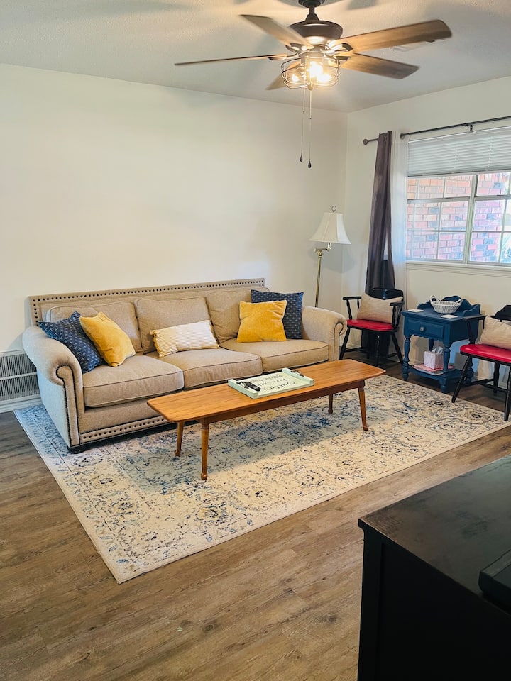 Lovely 3-bedroom Residential Home - Chandler, OK