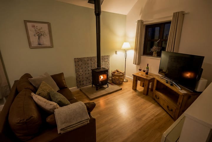 Dog Friendly | Log Burner | 5 Min Drive To Beach - Weston-super-Mare