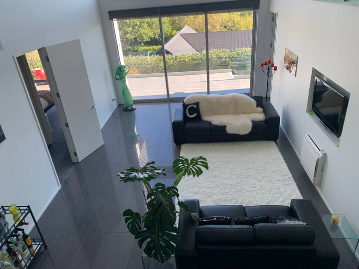 Fairhall - Queen Bed Room With Private Bathroom - Renwick