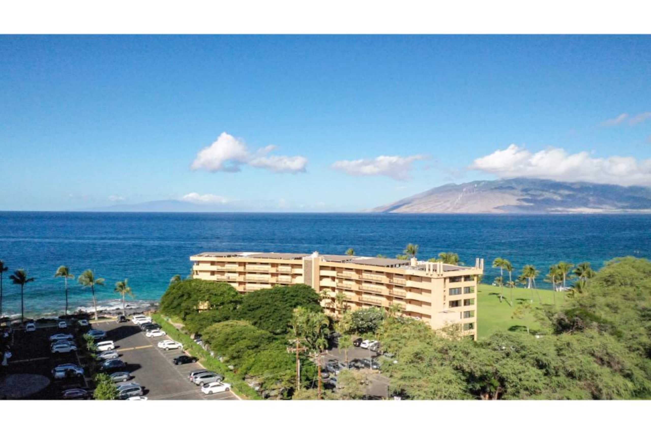 Condo in Kihei · ★5.0 · 1 bedroom · 2 beds · 1.5 baths - Image 23