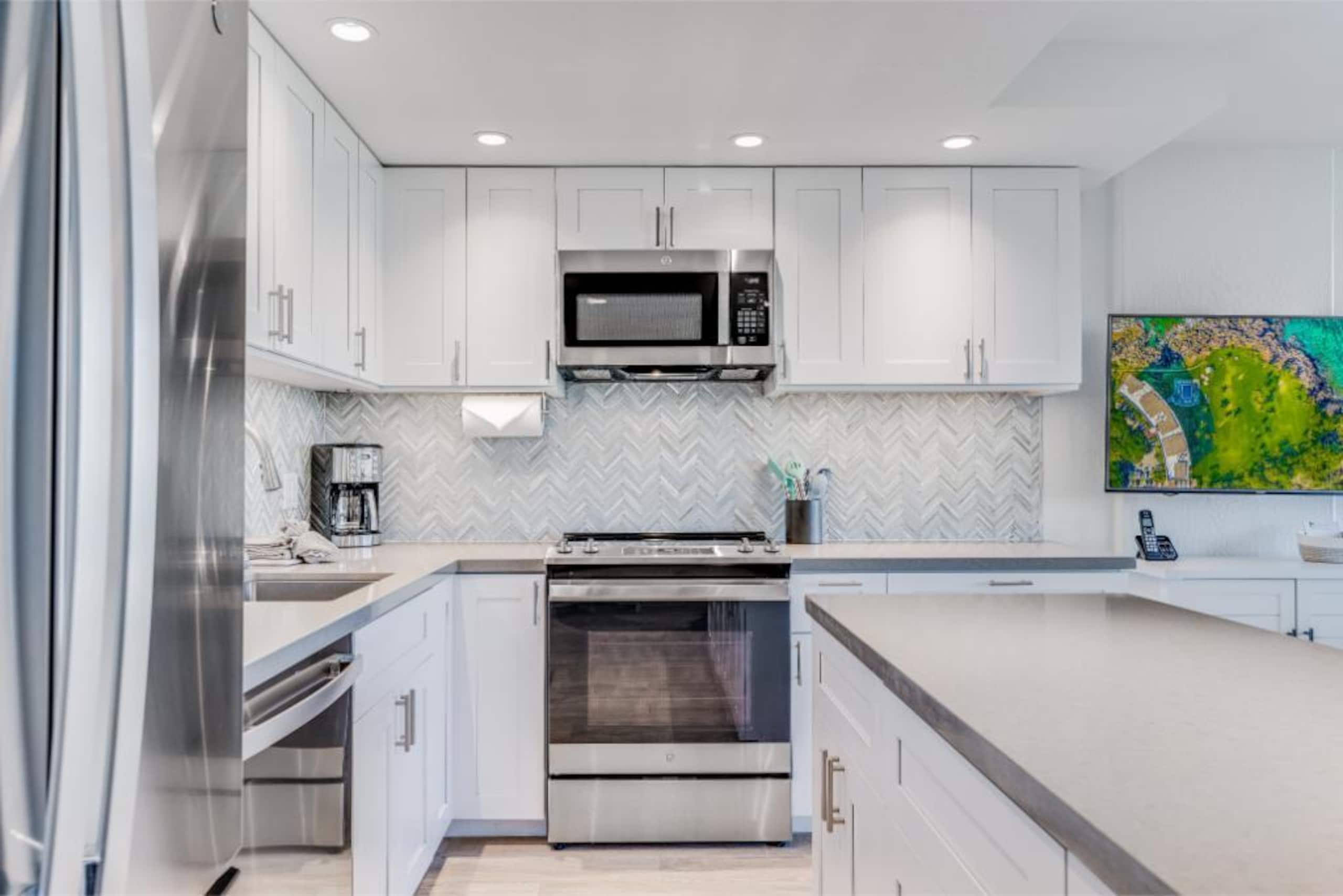 Condo in Kihei · ★5.0 · 1 bedroom · 2 beds · 1.5 baths - Image 13