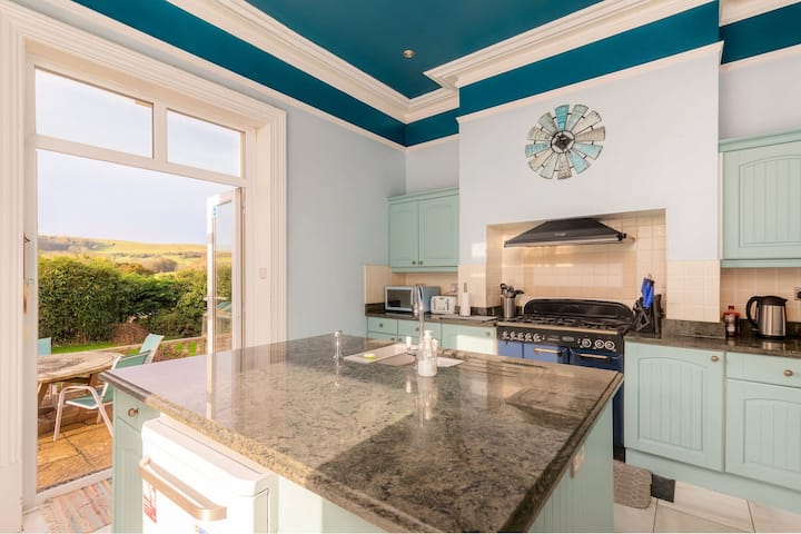 Spacious 5br Country House Near Ventnor Coast - Isle of Wight